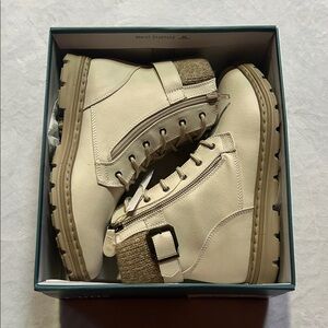 Cliffs Kelsie boot Cream Lace-Up Ankle Boots